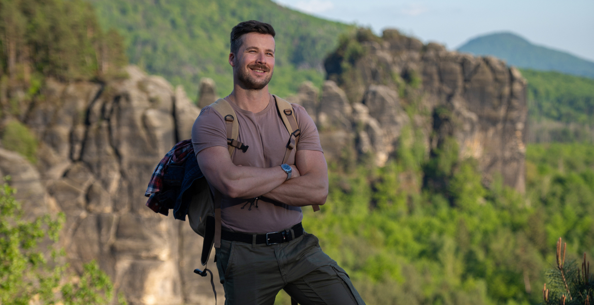 SIMON HEGEWALD
